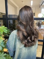 プール(POOL)&nbsp;くびれロング×ショコラグレージュ