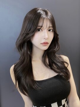 アイヴィ 表参道(IVY) レイヤーカット 韓国風くびれヘア ラベンダーグレージュ 水越