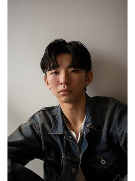 プラスヘアー(plus HAIR) 《出島》　ニュアンスパーマ6:4パート