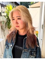 アデ オモテサンドウ(ade omotesando) ニュアンスカラーとレイヤーで作るコントラストレイヤースタイル