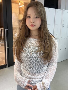 シェノン 心斎橋(CHAINON) オリーブベージュ/レイヤーカット