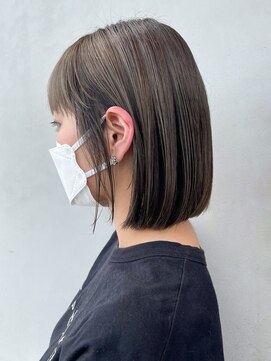 シオン(shion) ボブミディアムショート前髪カットおくれ毛_ba392832