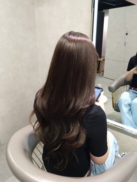 ニーナ ビューティーサロン(NINA Beauty Salon) オリーブベージュ