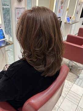 アミリアバイザザ(amiliea by ZA/ZA) 白髪ぼかしハイライト×透明感たっぷりベージュカラー