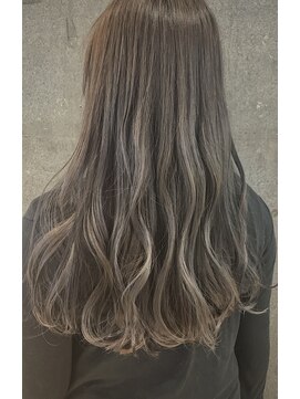 クレールプロデュースドバイロビン(Clair PRODUCED BY ROBIN) 《Clairが届ける》グレージュカラー