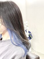 ホンネ(honne.) イヤリングカラー×ブルー