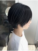 【オフブラック×カジュアルショート】