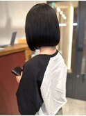 黒髪ボブ ぱつっとボブ 内巻きワンカール 髪質改善