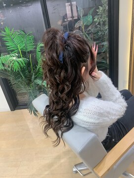 シャーマン(SHERMAN) 高めハーフポニーアレンジ♪