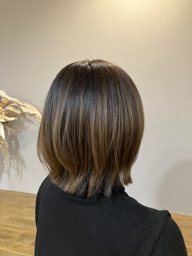 リポゾ(Riposo.) くびれレイヤーボブ