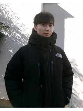 ヒントステーション(HINTSTATION) 〈浅草 半個室〉 センターパート/ナチュラル