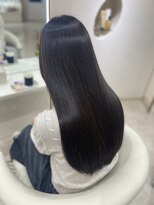 エフヘア レヴェリー(Fhair reverie) 艶ロング トーンダウン グレージュカラー