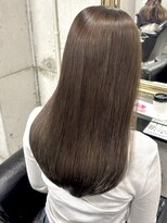 ルノン フィージュ(LUNON fieju)&nbsp;黒髪クラゲヘアーオリーブグレー小顔ココアベージュ