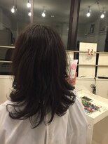 カタチヘアー(HAIR) 。。。。個。。。ガンバリヤ。。。ミディアムパーマのカタチ。。