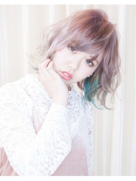 エール(a:le) ハイトーン ピンクベージュインナーカラー