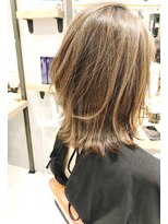 ミッシェル アフロート(michelle afloat) 20代30代40代50代ラウンドCカーブカット×