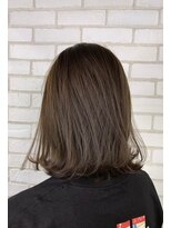 シシ 新宿(She 2.)&nbsp;こだわりのカラー シナモンベージュ