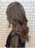韓国風ワンホンヘアの透け感のあるミントベージュカラー