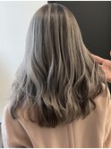 エアータッチバレイヤージュ白髪ぼかし／ケアブリーチハイライト
