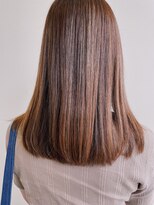 アヴァンセ サニー美容室&nbsp;ミディアムストレート