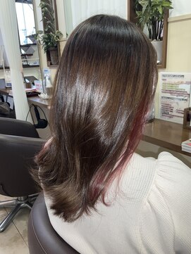 コアフィールフィス(COIFFURE fils) 新規お得クーポンあり【見附 今町】ゆるふわインナーカラー