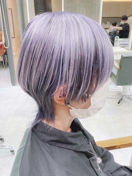 デイズ(days) シルバーカラーマッシュウルフショート ツートンカラー