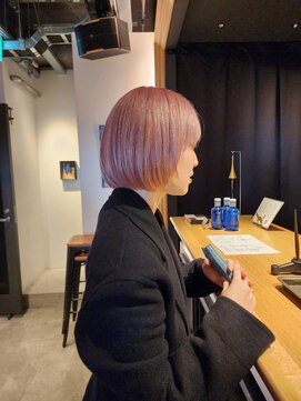 ブロック ジャポン(bloc japon) ハイトーンのミニボブスタイル