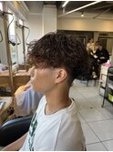 波巻きスパイラルパーマ　ツイストパーマ　スパイラルパーマ