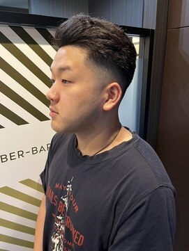 バーバーバー 高砂店(BARBER-BAR) フェードカット