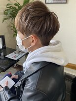 ルフテ(LOFTE)&nbsp;ツーブロマッシュヘア×ミルクティーベージュ☆