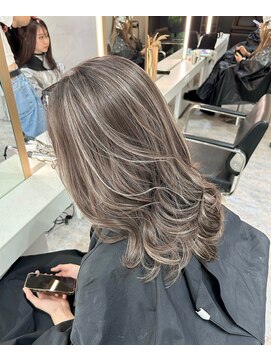 ブレンド 渋谷(BLend) ハイライトブルージュマチルダボブインナーグレージュ前髪