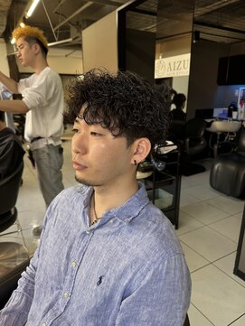 アイズ 海老名(AIZU) 波巻きスパイラルパーマ 波巻きパーマ メンズパーマ 海老名