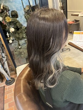 シルバーグレー