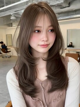 レビジュヘアー(LEVIJU HAIR) デザインカラー/レイヤーカット/ウェットヘア/オリーブベージュ