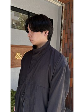 アンド グラフ(& Graph.) ミディアムセンターパート　ニュアンスパーマ