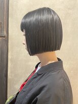 ゼンドットカラスマ(Zen.karasuma)&nbsp;暗髪＊ミニボブ