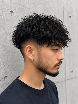 ビーヴス 府中店(BEVES) カーリーフェードマッシュ