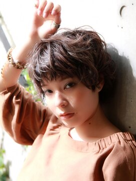 髪質改善と縮毛矯正の専門店 サンティエ(scintiller) ショートクラシカル×グレージュ