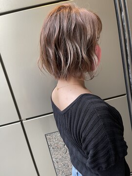 グランドライン(GRAND LINE) GRANDLINE 千崎聖太 ブリーチなしで可愛いミルクティーボブ☆