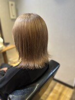 エヌ(n) ミルクティーベージュ