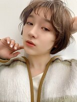 ぬけ感が可愛い！シースルーショートボブ