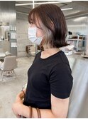 切りっぱなしボブ×ホワイトベージュ