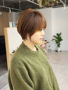 トト 船橋店(toto.) 黒髪/グレーベージュ/レイヤーロング/前髪パーマ[西船橋/津田沼]