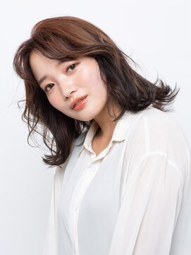 アース コアフュールボーテ 国分寺店(EARTH coiffure beaute) デザインカラー×くびれミディ