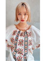 エイミー(Aimee)&nbsp;aimee町田　切りっぱなしボブ×ブロンド