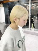 ブロンドボブ　抜きっぱなし　ホワイトブロンド