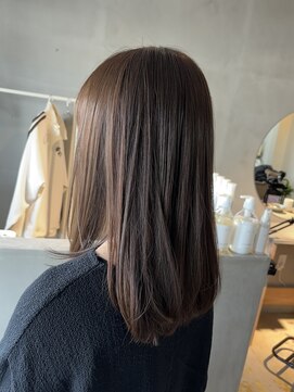 イン(yne.) 王道アッシュに髪質改善TR