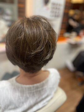 ヘアメイク ウエニ 上本町(HAIR MAKE UE2) ふわっと自然なボリュームに魅せるカット