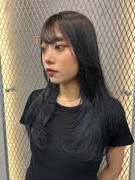 スリーバイベルベット(THREE...by velvet) ダークブラックカラー/ダブルカラー/髪質改善/オージュア