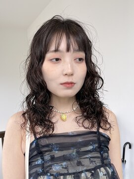 ナループロア ハチ(Nalu pu loa hachi) ハードパーマくるくるパーマパーマヘアパーマ女子